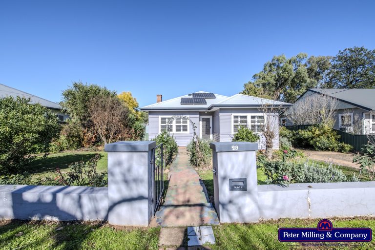 3 bedroom house at 29 Zouch Street, Wellington NSW 2820