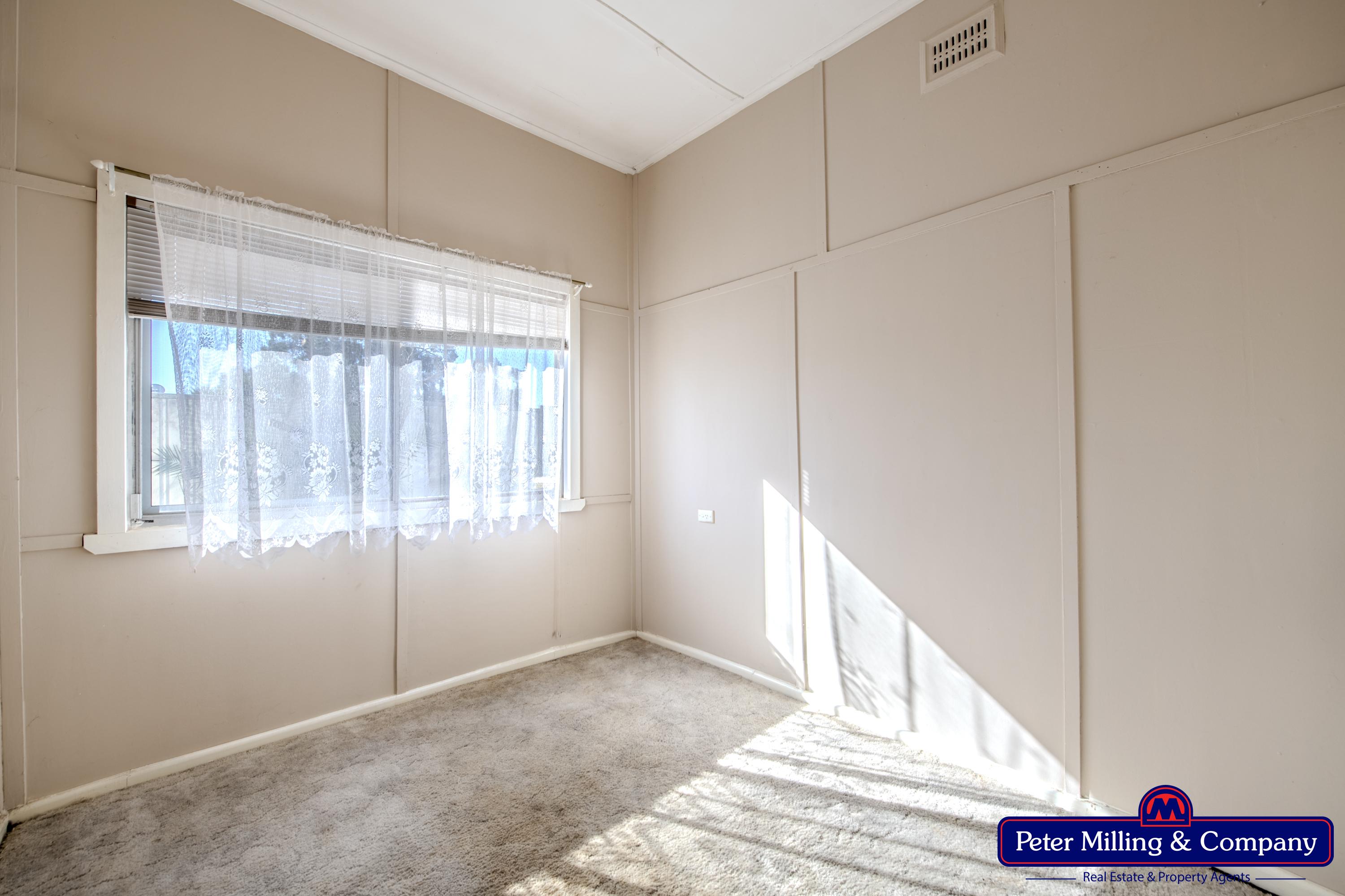 4 bedroom house at 38 Simpson Street, Wellington NSW 2820 - photo 10