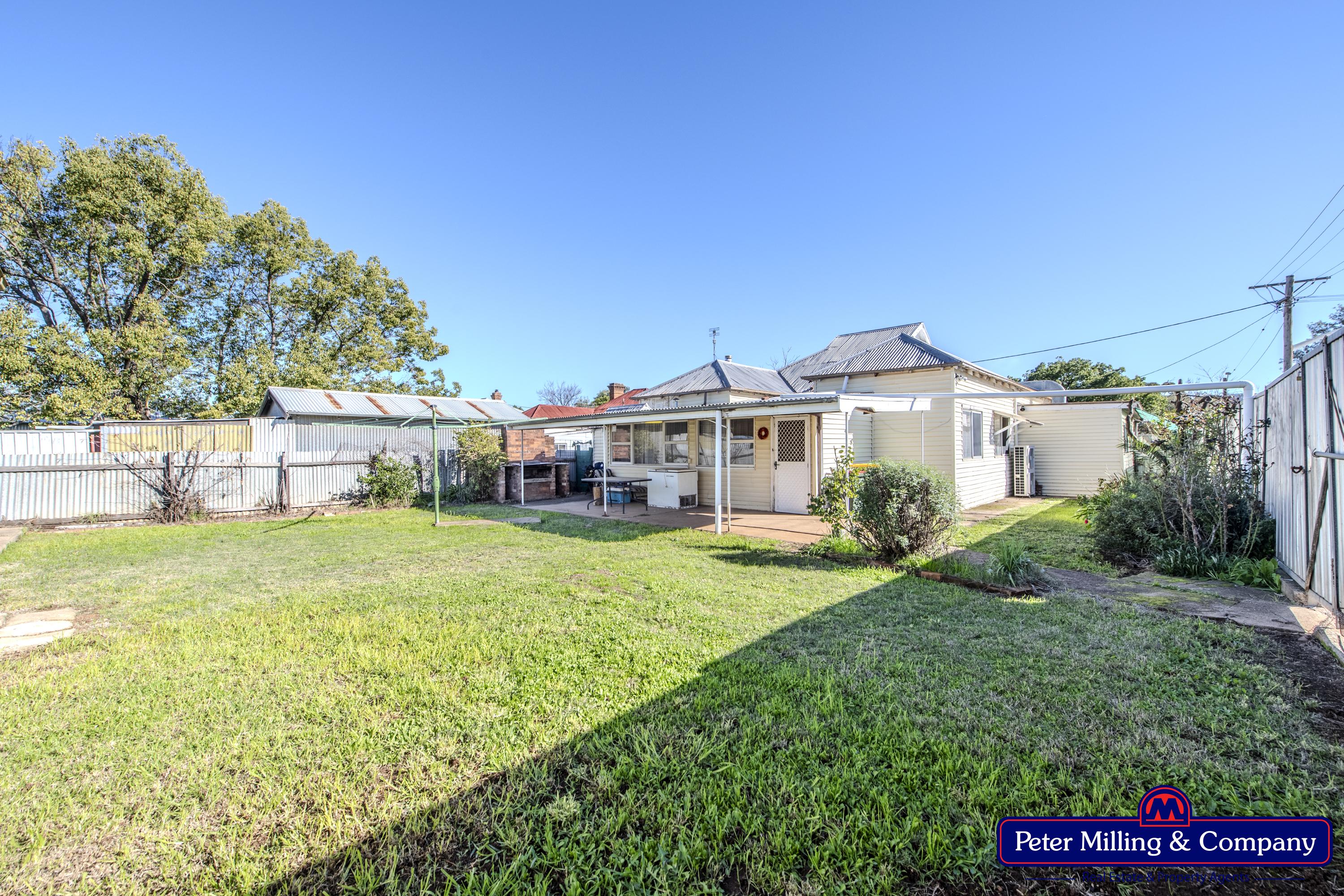 4 bedroom house at 38 Simpson Street, Wellington NSW 2820 - photo 16