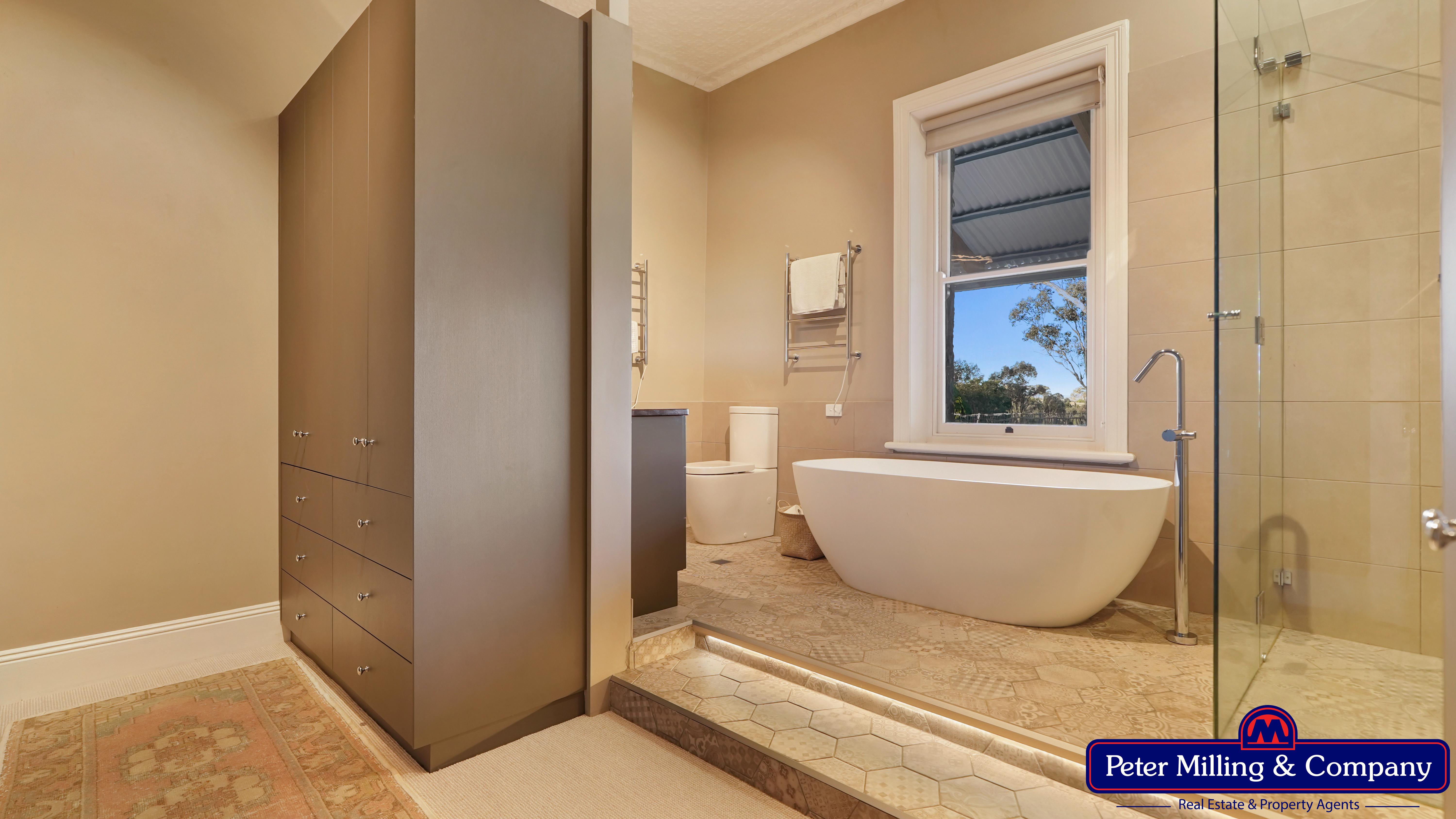 4 bedroom cropping property at 124 Rosehill Road, Wellington NSW 2820