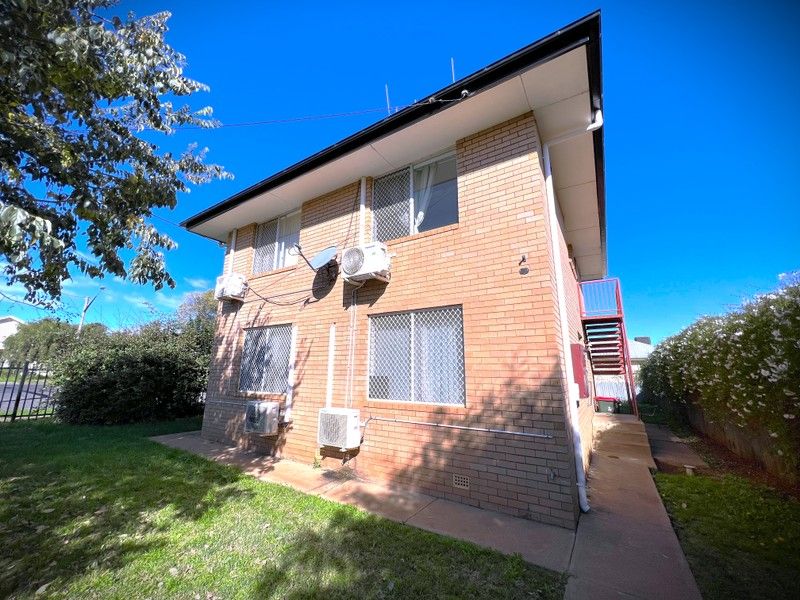 4 bedroom block of units at 85A Maughan Street, Wellington NSW 2820