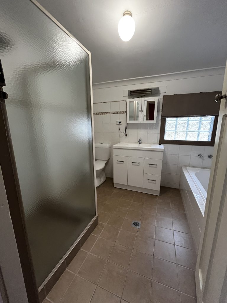 4 bedroom house at 1 Gisborne Street, Wellington NSW 2820