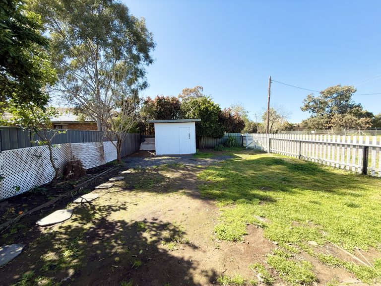 2 bedroom house at 12 Railway Ave, Wellington NSW 2820
