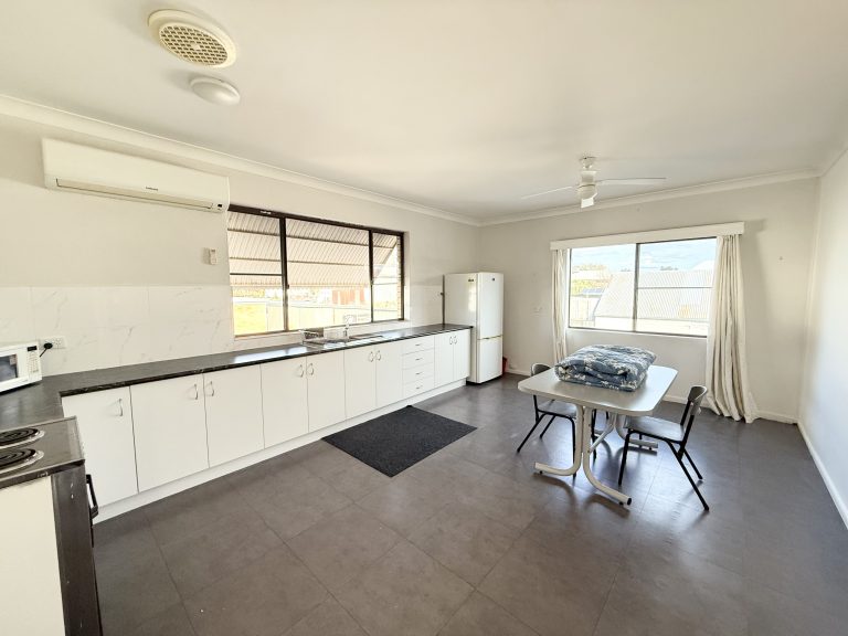 3 bedroom house at 60A Lee Street, Wellington NSW 2820