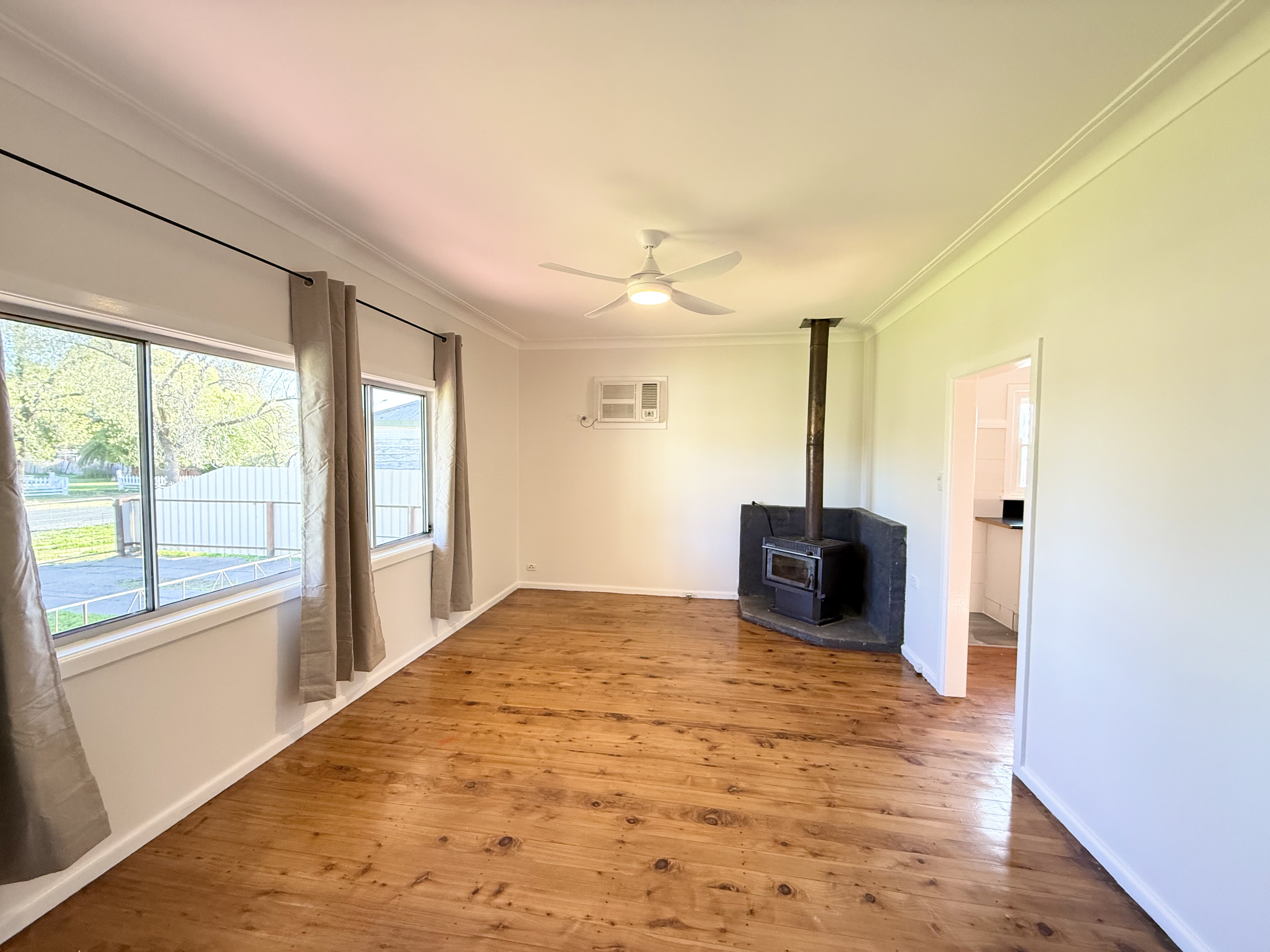 4 bedroom house at 12 Dibbs Street, Wellington NSW 2820