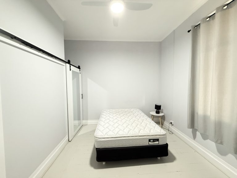 5 bedroom house at 90 Maughan Street, Wellington NSW 2820