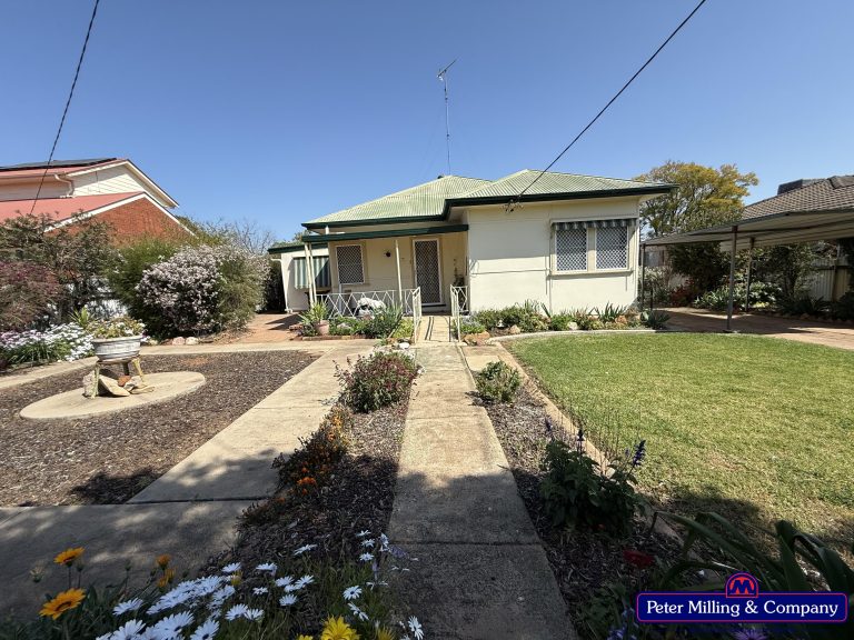 4 bedroom house at 13 Taylor Street, Dubbo NSW 2830