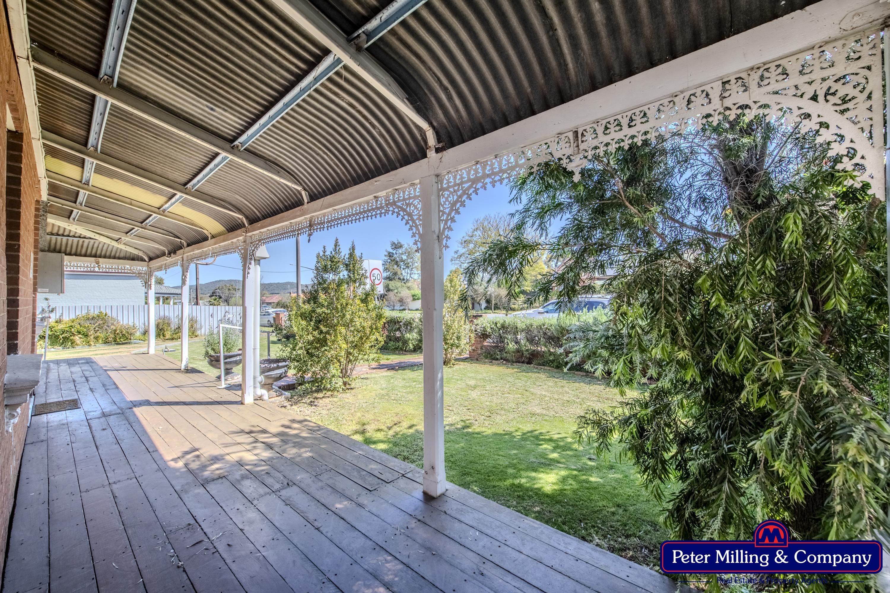 5 bedroom house at 120 Arthur Street, Wellington NSW 2820