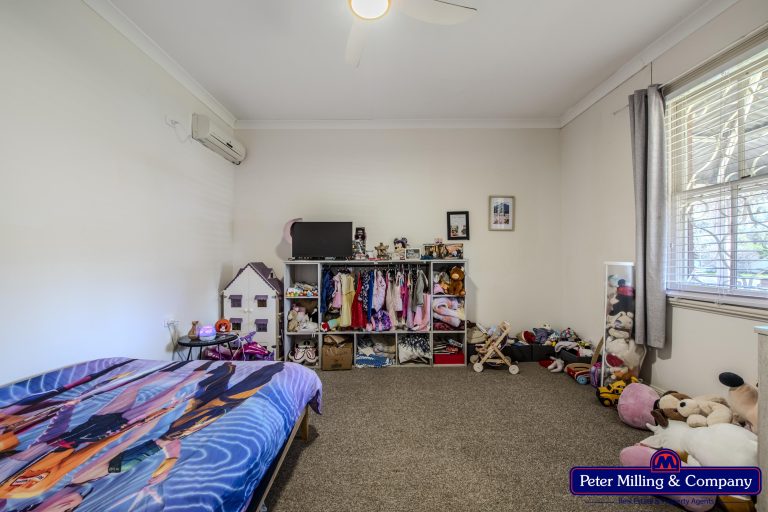 5 bedroom house at 120 Arthur Street, Wellington NSW 2820