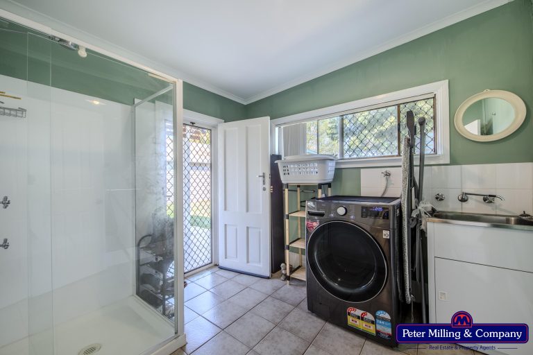 5 bedroom house at 120 Arthur Street, Wellington NSW 2820