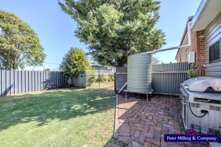 5 bedroom house at 120 Arthur Street, Wellington NSW 2820