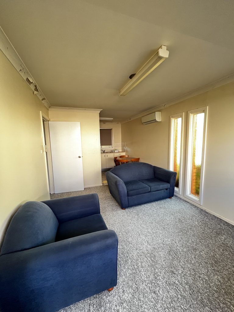 2 bedroom flat at 1/20 Nancarrow Lane, Wellington NSW 2820