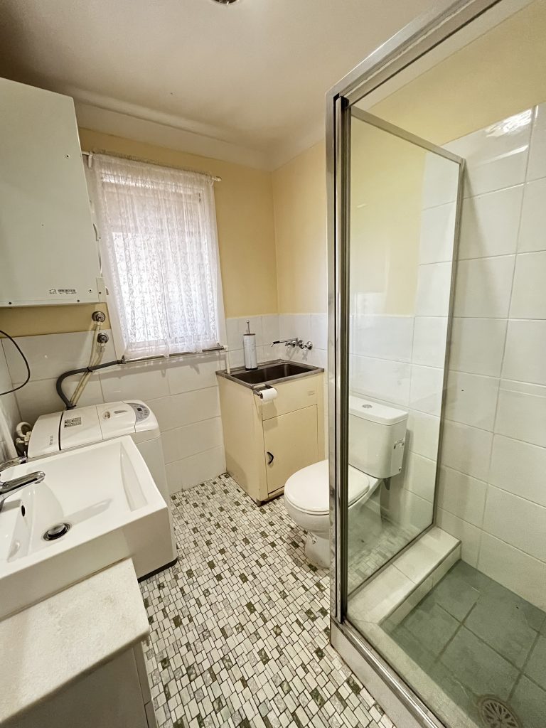 2 bedroom flat at 1/20 Nancarrow Lane, Wellington NSW 2820
