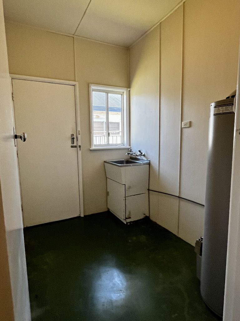 2 bedroom unit at 1/15 Maxwell Street, Wellington NSW 2820