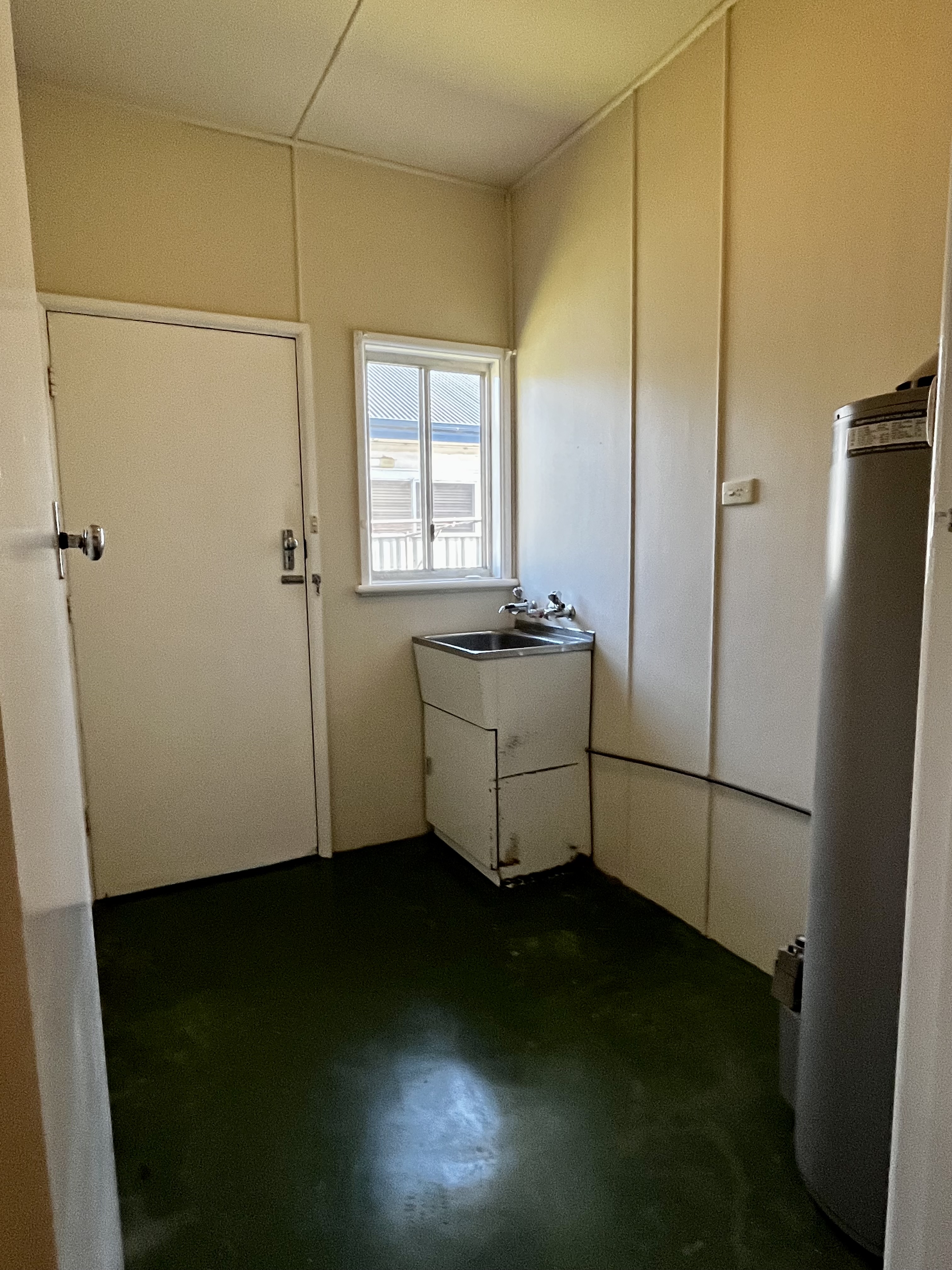 2 bedroom unit at 1/15 Maxwell Street, Wellington NSW 2820