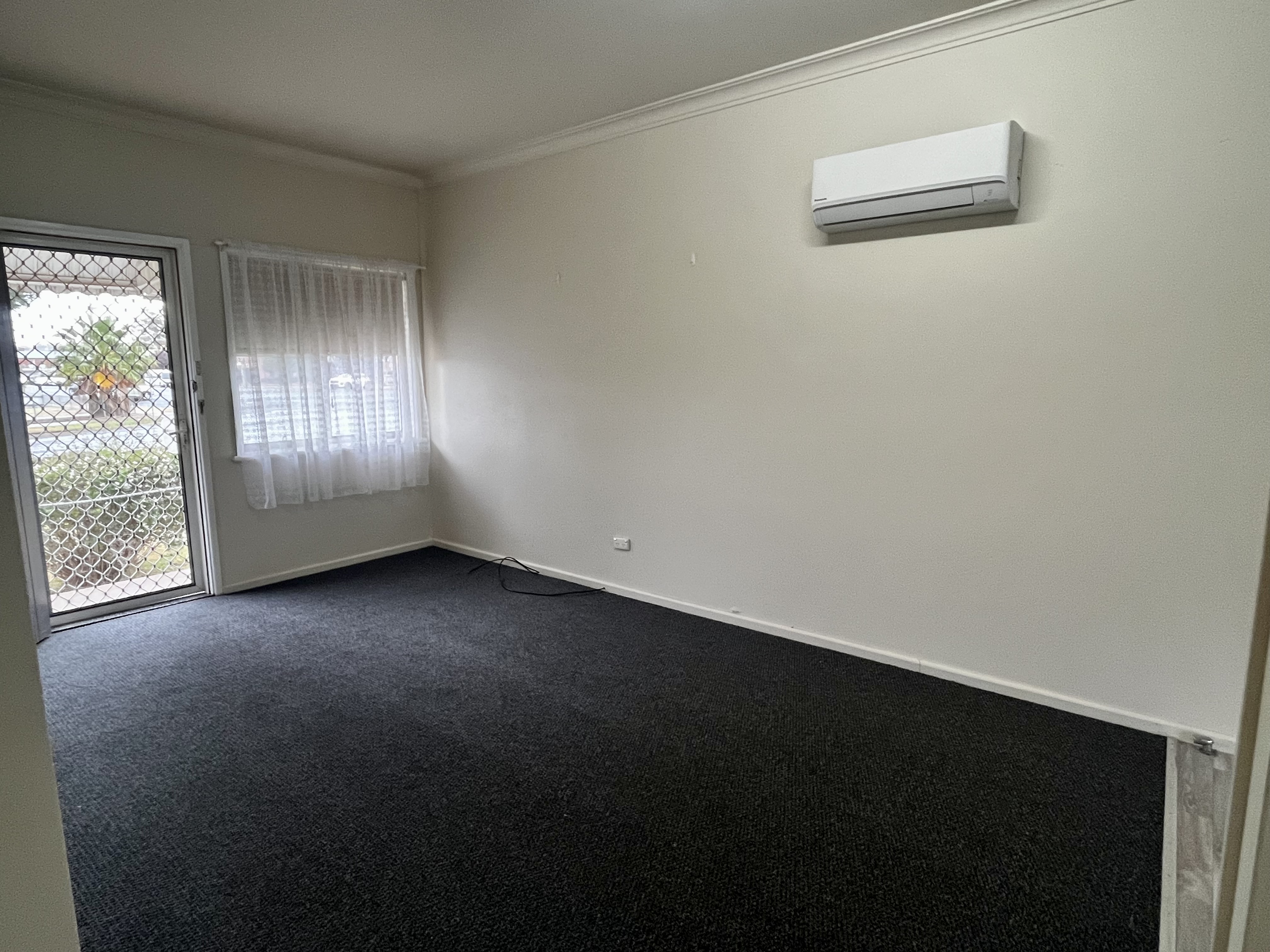 2 bedroom unit at 1/15 Maxwell Street, Wellington NSW 2820