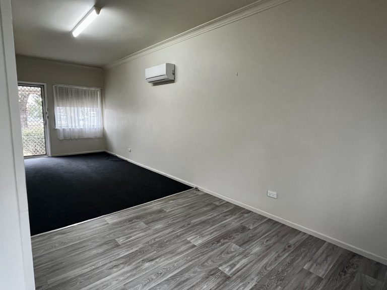 2 bedroom unit at 1/15 Maxwell Street, Wellington NSW 2820
