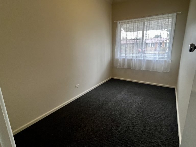 2 bedroom unit at 1/15 Maxwell Street, Wellington NSW 2820