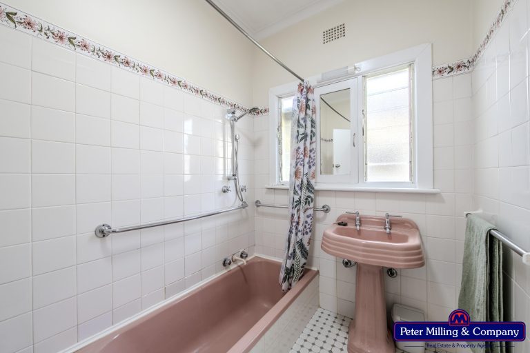 3 bedroom house at 153 Pierce Street, Wellington NSW 2820