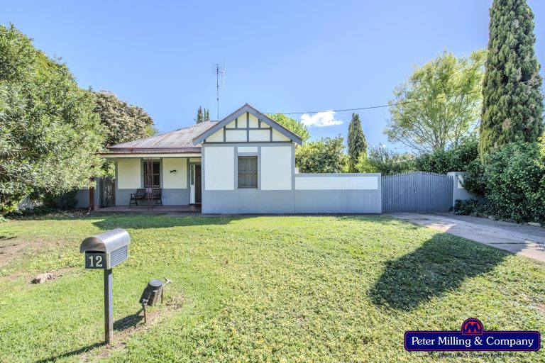 3 bedroom house at 12 Montefiores Street, Wellington NSW 2820