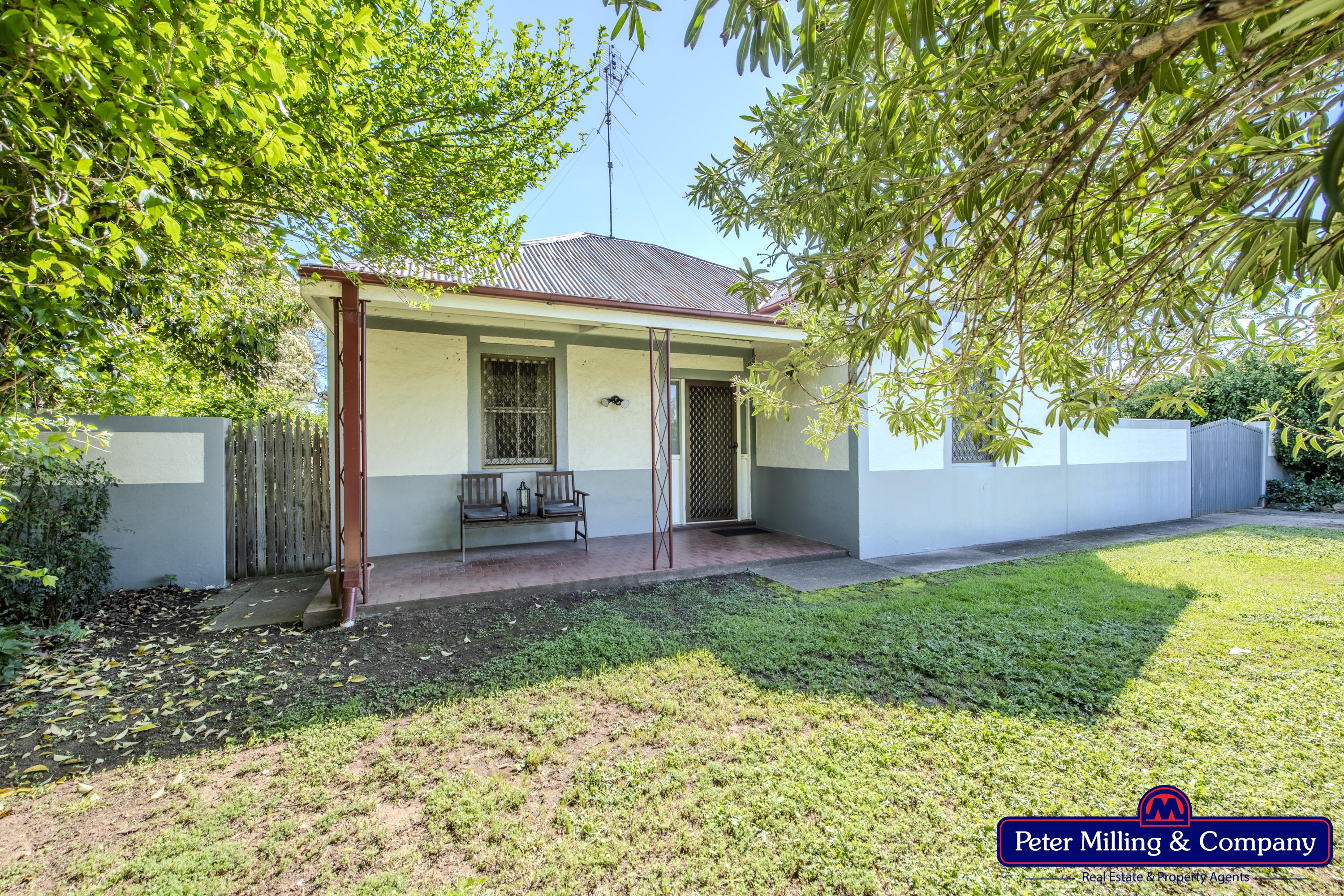 3 bedroom house at 12 Montefiores Street, Wellington NSW 2820