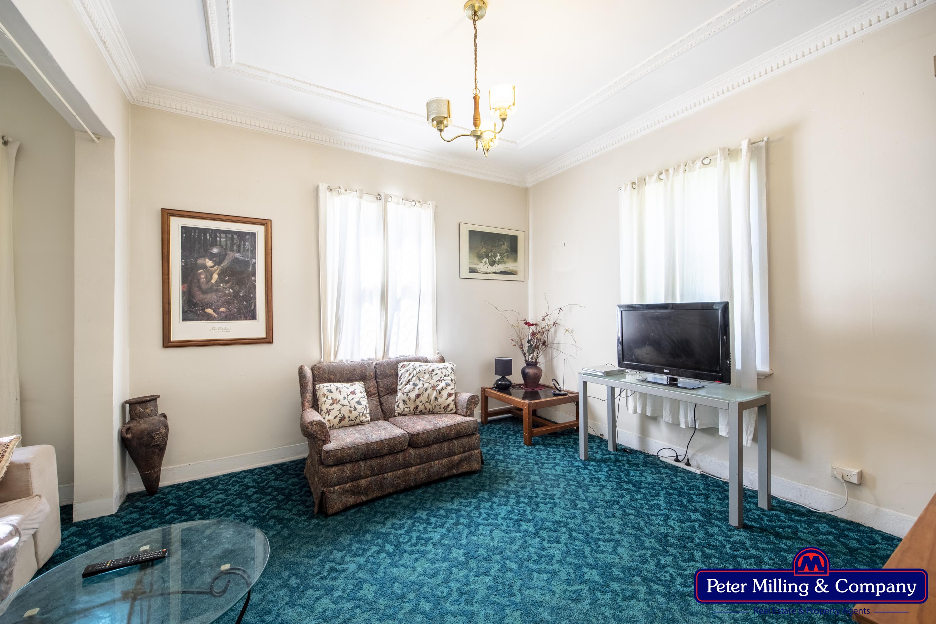 3 bedroom house at 12 Montefiores Street, Wellington NSW 2820
