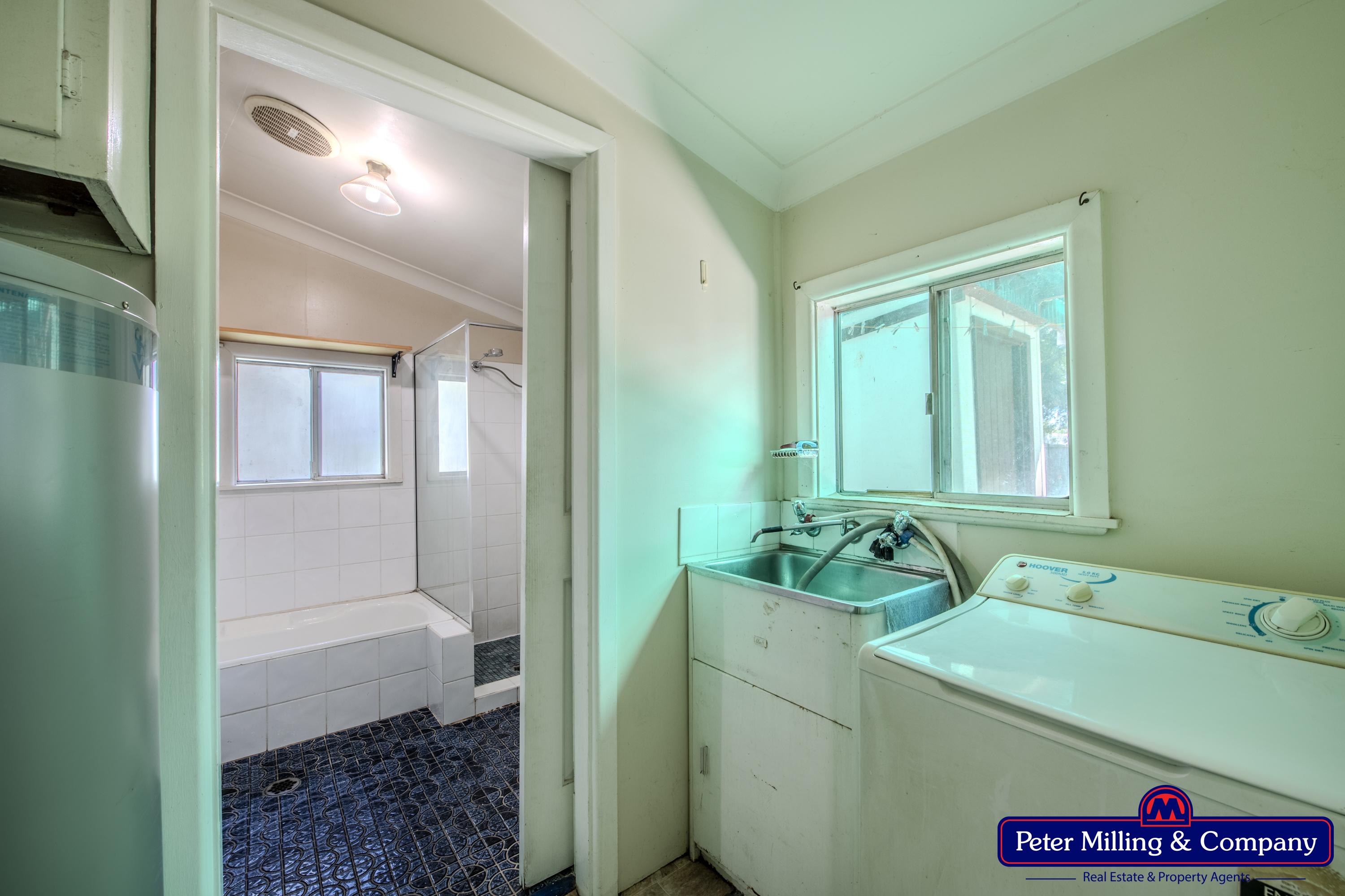 3 bedroom house at 12 Montefiores Street, Wellington NSW 2820