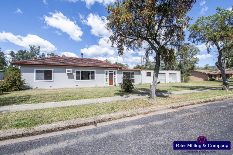 4 bedroom house at 21 Montefiores Street, Wellington NSW 2820