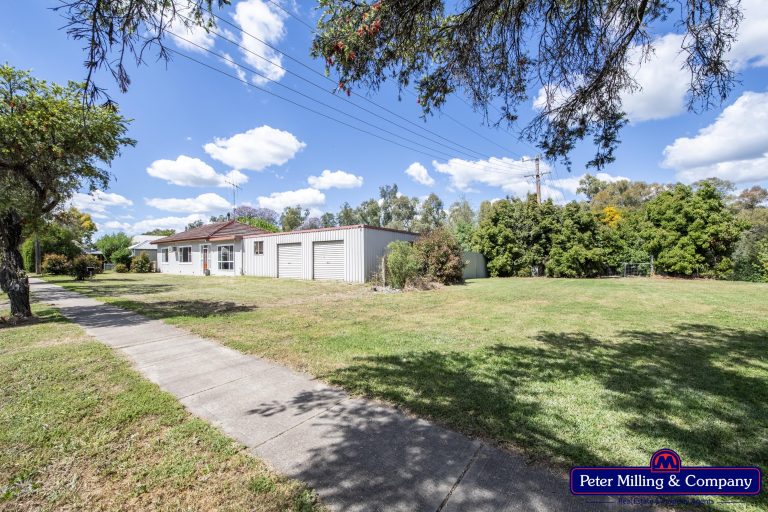 4 bedroom house at 21 Montefiores Street, Wellington NSW 2820