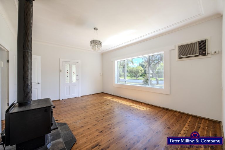 4 bedroom house at 21 Montefiores Street, Wellington NSW 2820
