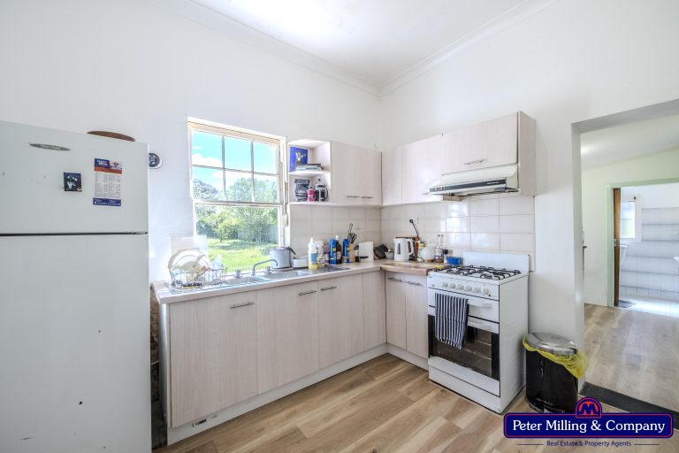 3 bedroom house at 104 Swift Street, Wellington NSW 2820