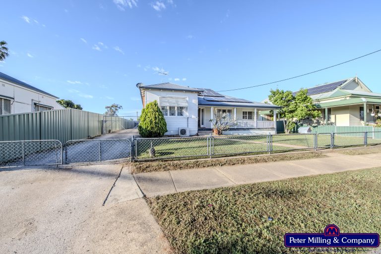 3 bedroom house at 93 Gisborne Street, Wellington NSW 2820