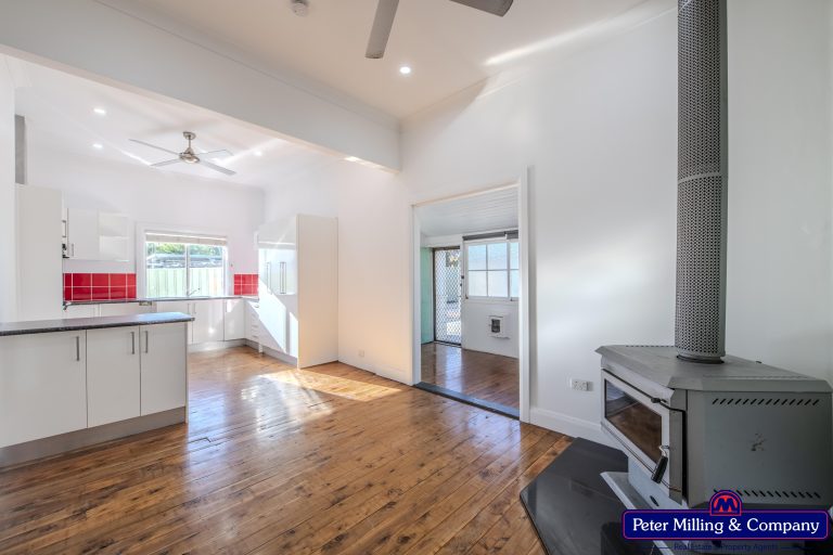 3 bedroom house at 93 Gisborne Street, Wellington NSW 2820