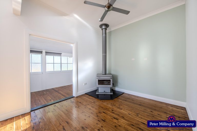 3 bedroom house at 93 Gisborne Street, Wellington NSW 2820