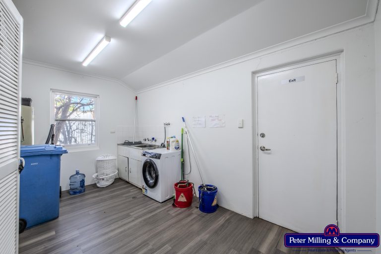 3 bedroom house at 17 Maughan Street, Wellington NSW 2820