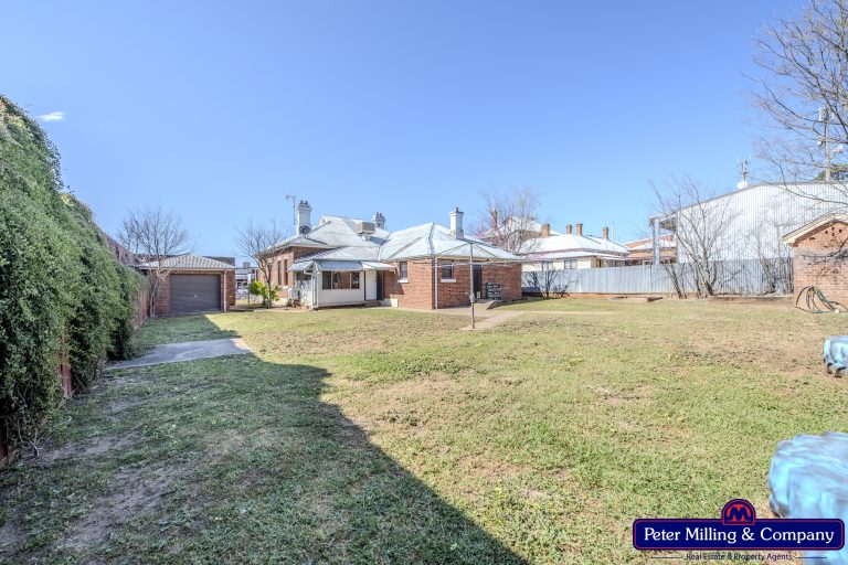 3 bedroom house at 17 Maughan Street, Wellington NSW 2820