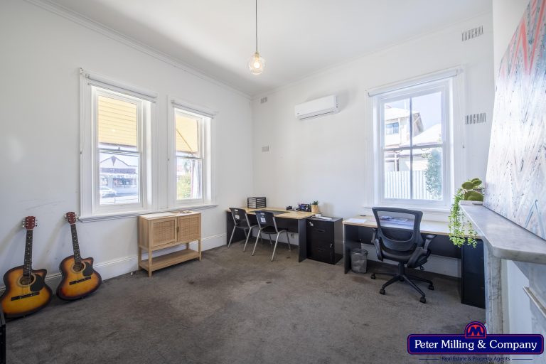 3 bedroom house at 17 Maughan Street, Wellington NSW 2820